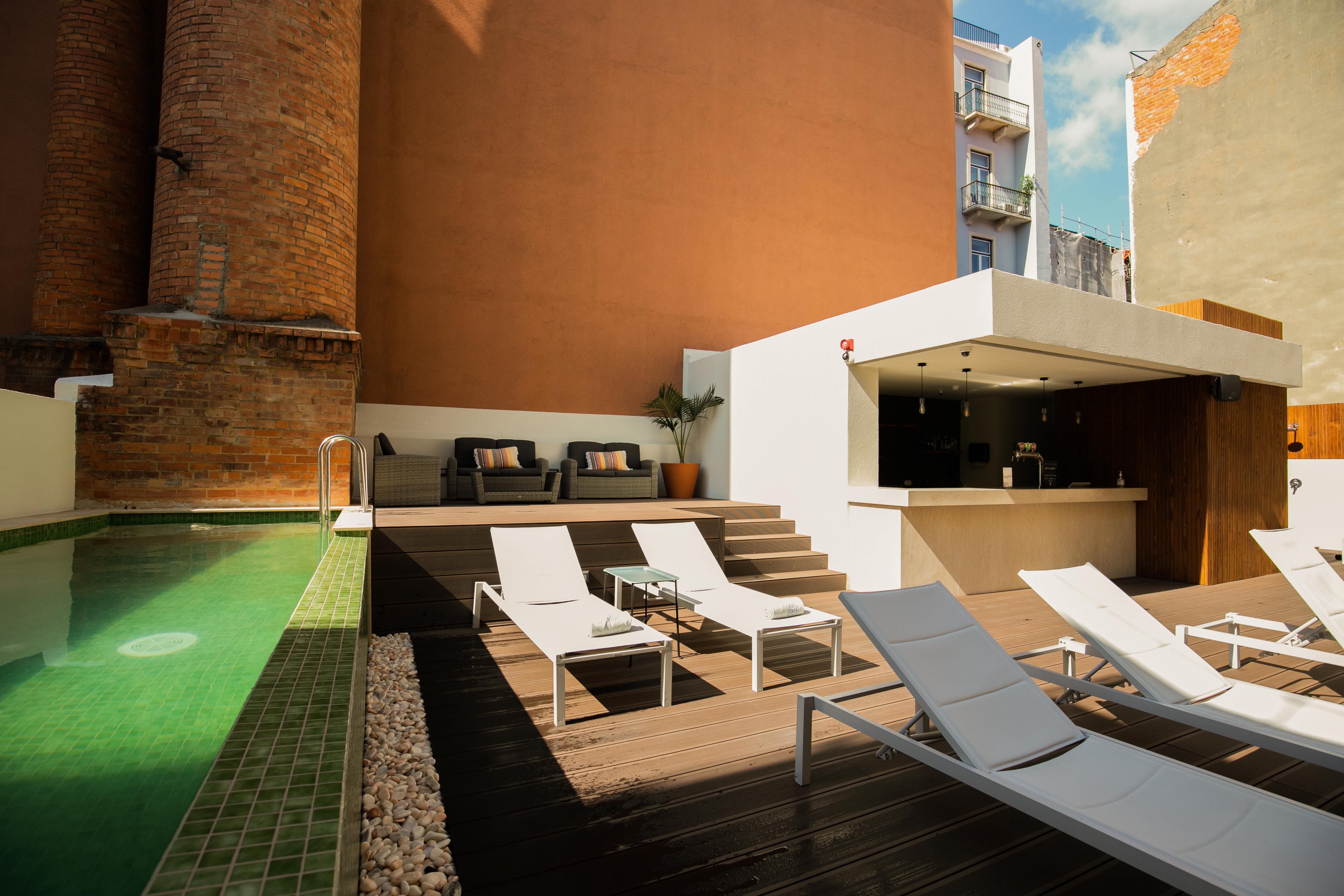 เรซิเดนเชียล ฟลอเรสเซนเต Hotel ลิสบอน ภายนอก รูปภาพ
