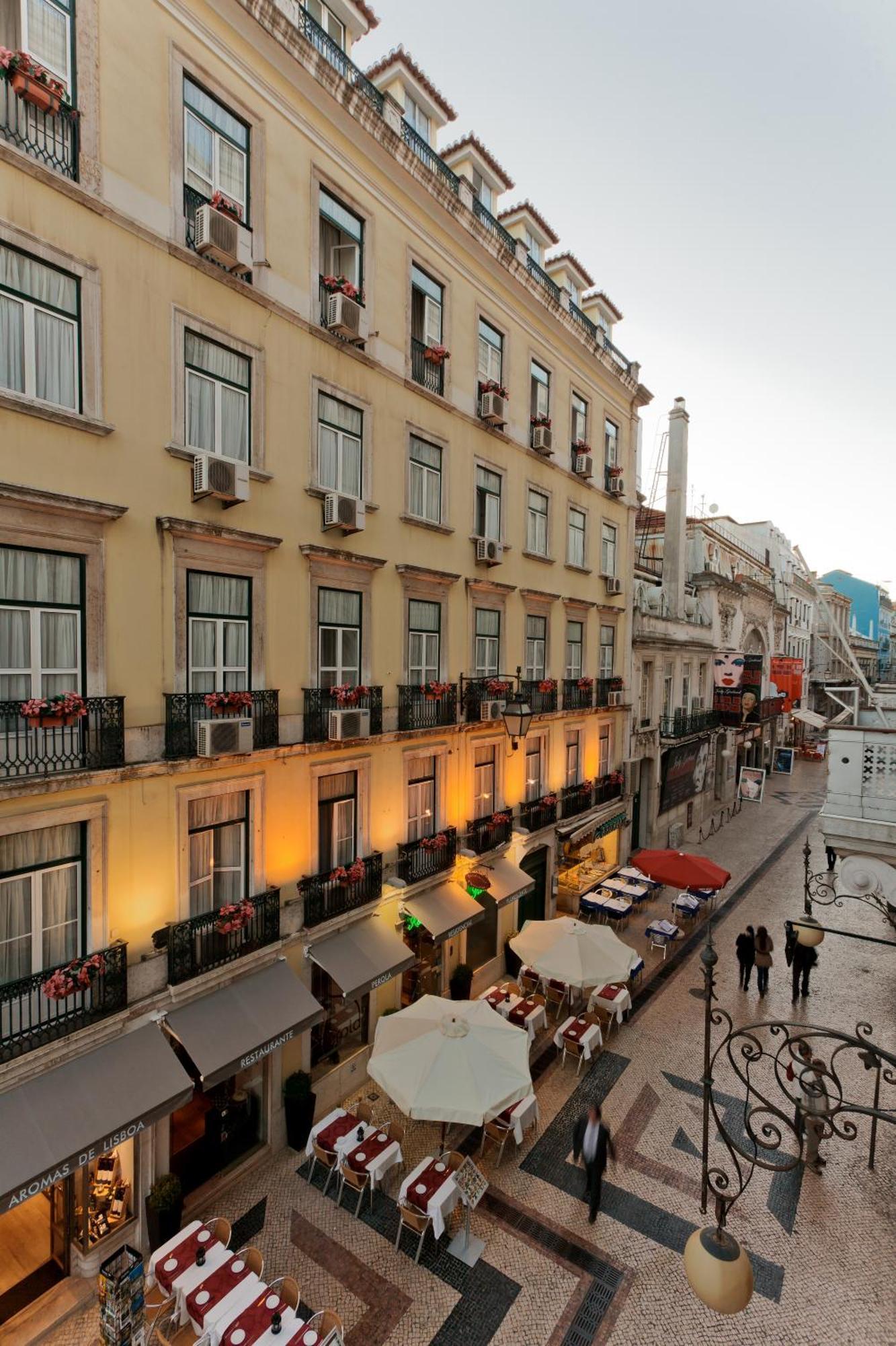 เรซิเดนเชียล ฟลอเรสเซนเต Hotel ลิสบอน ภายนอก รูปภาพ
